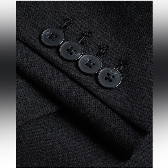 LIKE NEW/EUC Express Editor Studio Stretch Twill Fitted
One Button Blazer - Picture 4 of 10